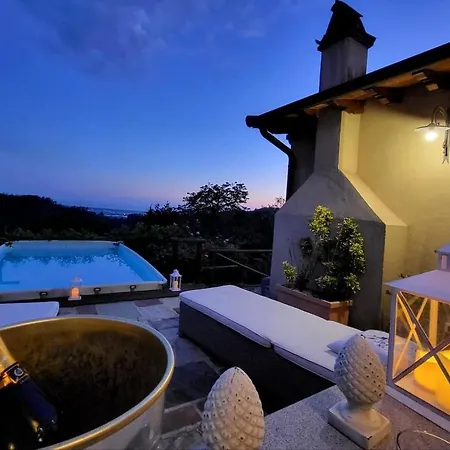 Alcova Sea View Pool * Montemagno (Lucca)